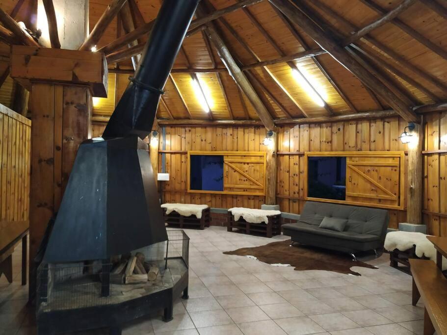 Villa Galpao Rustico No Vale Dos Vinhedos à Bento Gonçalves Extérieur photo